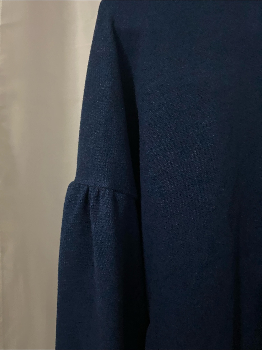 Evereve Navy Blue Puff-Sleeve Crewneck Super Soft  Sweatshirt With Button Cuff - Picture 5 of 7